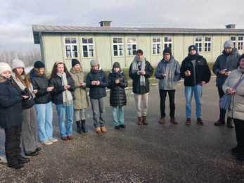 Foto News Exkursion Mauthausen 8. Klassen Schuljahr 23 24
